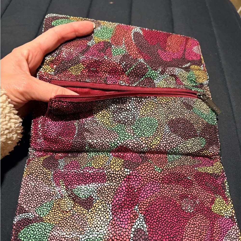 HOBO Colorful Patterned Women's Clutch - Picture 4 of 6